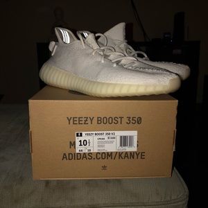 adidas Yeezy Boost 350 V2 Cream/Triple White- Used